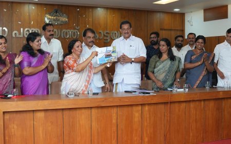 ലഹരി രഹിതമാകാൻ അക്ഷരമുറ്റം; മാലിന്യമുക്തമാകാൻ ഐ ലവ് കോട്ടയം