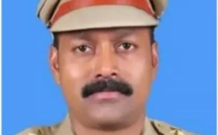 കണ്ണൂരിലേക്ക് സ്ഥലംമാറ്റം ലഭിച്ച അസി. മോട്ടോര് വെഹിക്കിള് ഇന്സ്പെക്ടര് കാറില് മരിച്ച നിലയില്