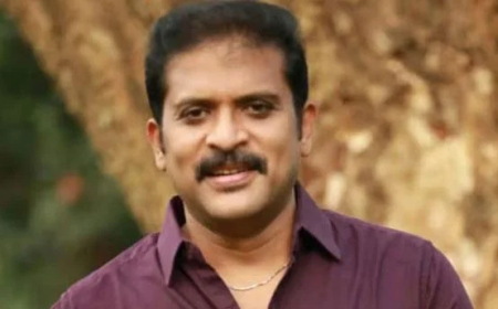 പോ​ക്‌​സോ കേ​സി​ല്‍ പ്ര​തി​യാ​യ ന​ട​ന്‍ കൂ​ട്ടി​ക്ക​ല്‍ ജ​യ​ച​ന്ദ്ര​ന്‍റെ മു​ന്‍​കൂ​ര്‍ ജാ​മ്യാ​പേ​ക്ഷ ഇ​ന്നു സു​പ്രീം കോ​ട​തി​യി​ൽ