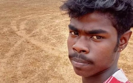 വയനാട്ടിൽ  ആ​ദി​വാ​സി യു​വാ​വ് ജീ​വ​നൊ​ടു​ക്കി​യ സം​ഭ​വം; ര​ണ്ട് പോ​ലീ​സു​കാ​ർ​ക്ക് സ​സ്പെ​ൻ​ഷ​ൻ