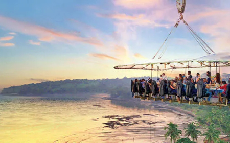 സ്കൈ ഡൈനിംഗ് ഇനി കേരളത്തിലും; ആകാശത്തിരുന്ന് കടൽക്കാഴ്ച കണ്ട് ഭക്ഷണം കഴിക്കാം