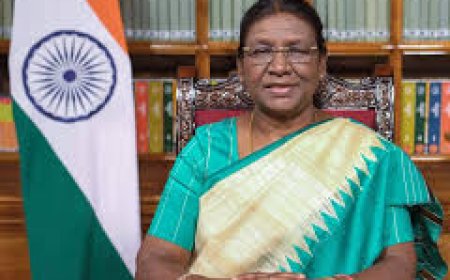 അയ്യപ്പ ദർശനത്തിന് രാഷ്ട്രപതി ദ്രൗപദി മുർമു ശബരിമലയിൽ എത്തുന്നു