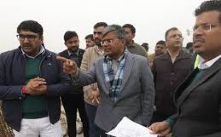 തിരുവനന്തപുരത്തെയും കൊല്ലത്തെയും ദേശീയപാത പദ്ധതികൾ പരിശോധിക്കുന്നതിനായി എൻഎച്ച്എഐ ചെയർമാൻ കേരളത്തിലെത്തി