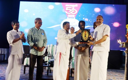 ഡോ. ആൻ്റണി കല്ലമ്പള്ളിക്ക് ലൈഫ് ടൈം അച്ചീവ്മെൻ്റ് അവാർഡ് ഫോർ എഡ്യുക്കേഷണൽ എക്സലൻസ് 2025 നൽകി