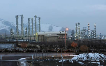 ഇ​റാ​നി​ലെ ആ​ണ​വ നി​ല​യം ത​ക​ർ​ത്ത് ഇ​സ്ര​യേ​ൽ