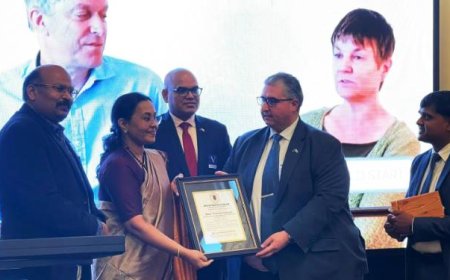 വിക്ടോറിയന്‍ പാര്‍ലമെന്റ് മന്ത്രി വീണാ ജോര്‍ജിനെ ആദരിച്ചു