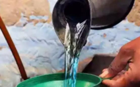 റേ​ഷ​ൻ​ക​ട​ക​ൾ വ​ഴി​യു​ള്ള മ​ണ്ണെ​ണ്ണ വി​ത​ര​ണം ഇ​ന്നാ​രം​ഭി​ക്കും