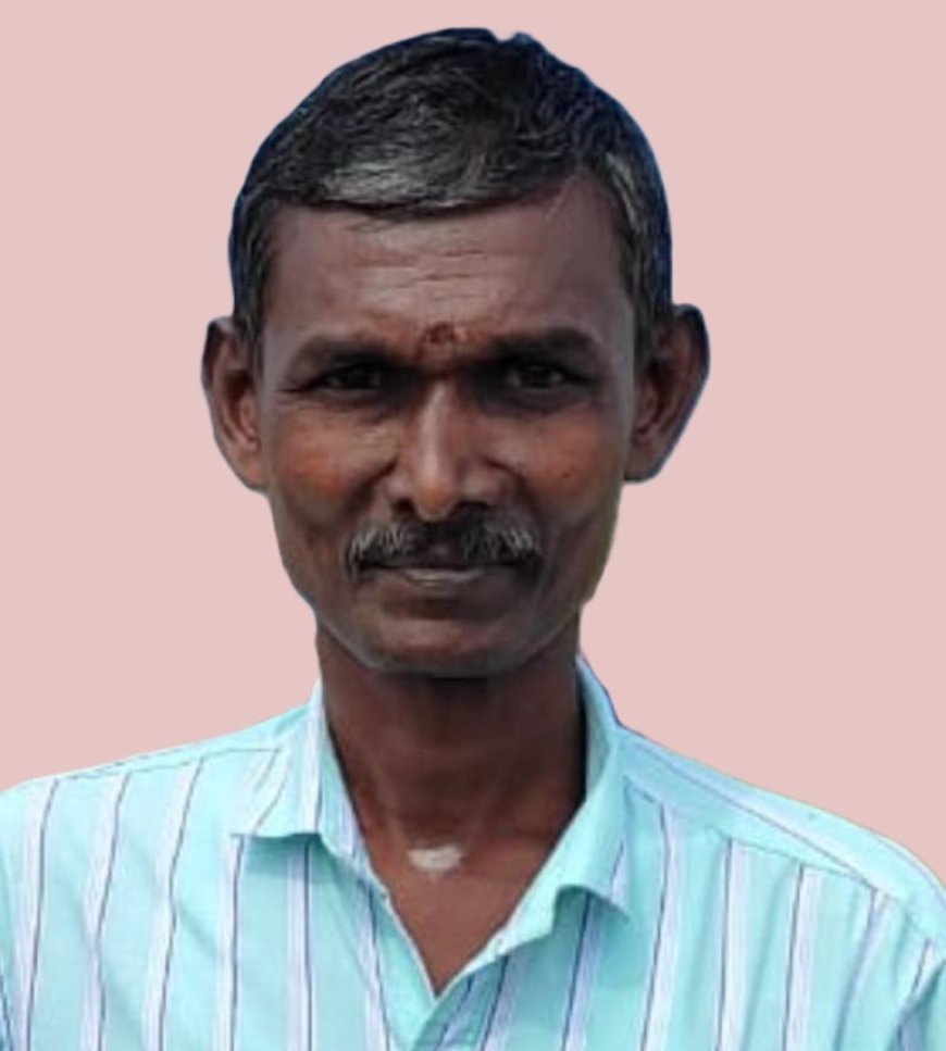 മരം വീണ് തോട്ടം തൊഴിലാളി മരിച്ചു,ചെറുവള്ളി എസ്റ്റേറ്റ് ജീവനകാരനായ മുനിയ സ്വാമി(56) യാണ് മരിച്ചത്