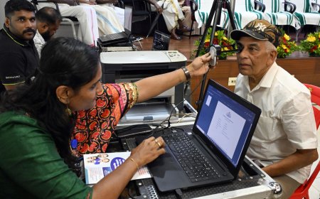 സഹകരണ പെൻഷൻകാരുടെ ആവശ്യങ്ങൾ നടപ്പിലാക്കാൻ സർക്കാർ പ്രതിജ്ഞാബദ്ധം: മന്ത്രി വി എൻ വാസവൻ