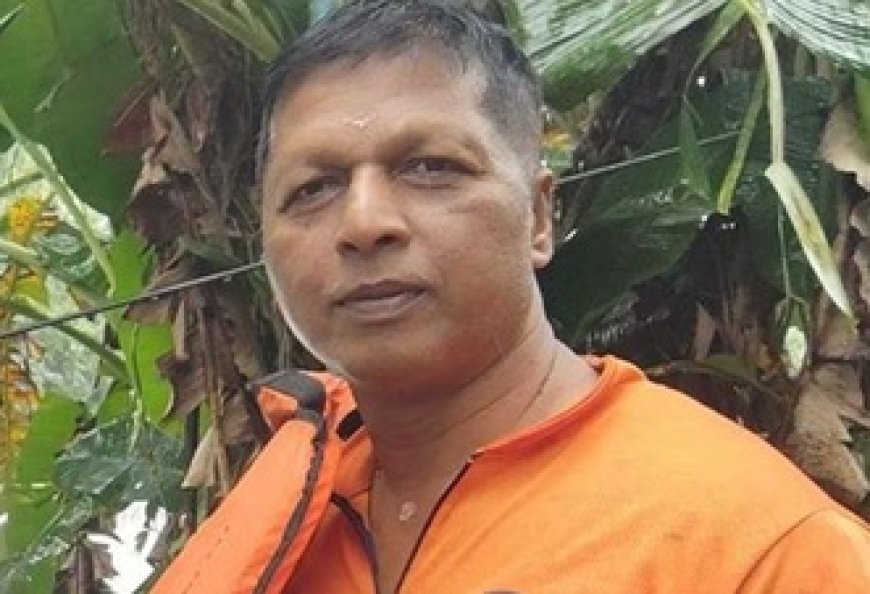 മുണ്ടക്കയം മുരുക്കും വെയിലിൽ പോസ്റ്റ് ഒടിഞ്ഞുവീണ് കാഞ്ഞിരപ്പള്ളി ഫയർഫോഴ്സ് ഉദ്യോഗസ്ഥൻ മരണപ്പെട്ടു