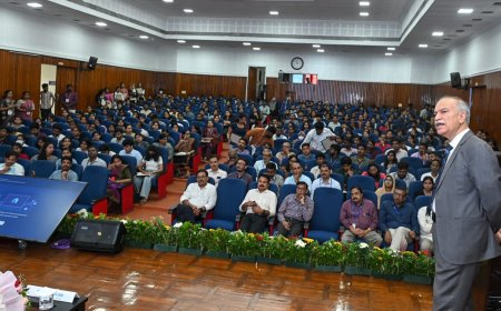ആർ & ഡി മേഖലകളിലെ കരിയർ അവസരങ്ങൾ: സിഎസ്ഐആർ-എൻഐഐഎസ്‌ടി സുവർണ്ണജൂബിലി കോൺക്ലേവ് സംഘടിപ്പിച്ചു