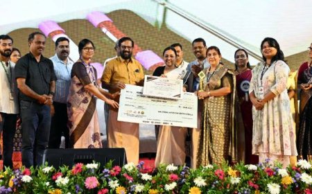 പ്രഥമ കേരള ആയുഷ് കായകല്പ് അവാർഡ് വിതരണം ചെയ്തു