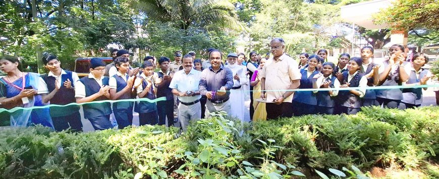 നവീകരിച്ച ശലഭോദ്യാനം ഉദ്ഘാടനം ചെയ്തു