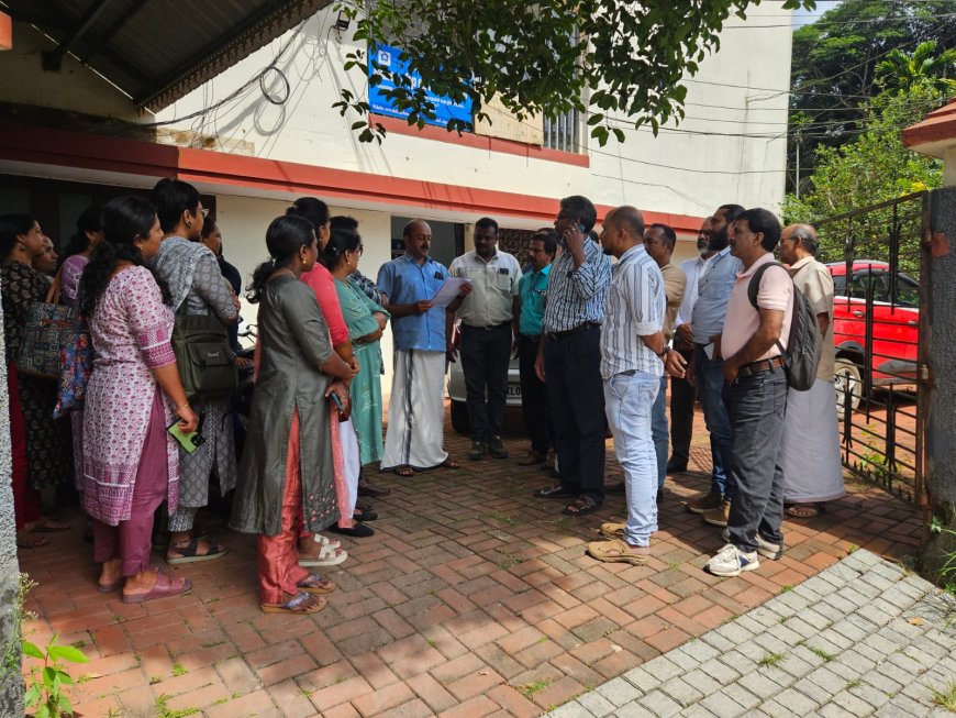 സർക്കാർ സേവനങ്ങൾക്ക് രണ്ടും മൂന്നും ഇരട്ടി ഫീസ് വർധന ,അക്ഷയ സേവനഫീസിൽ സർക്കാരിന്റെ കടുംവെട്ട്