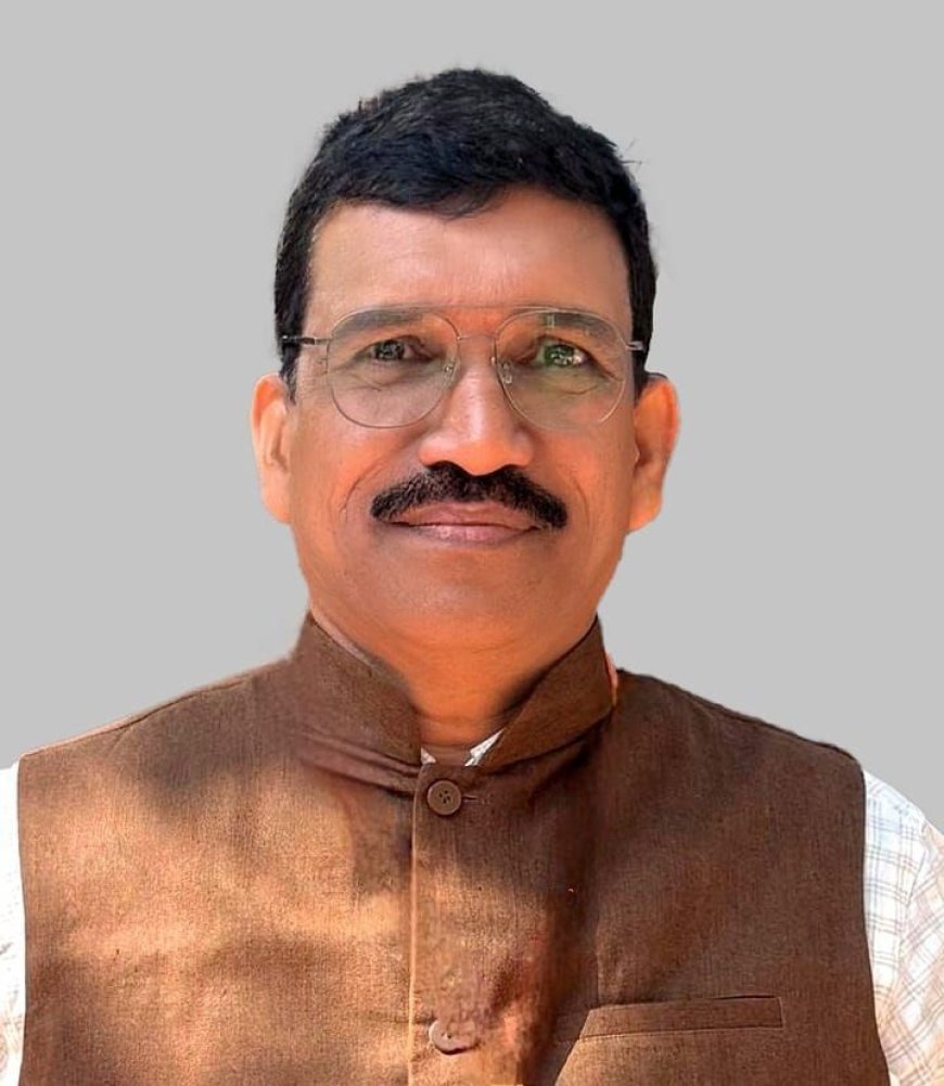ഇടുക്കി ജില്ലാ കളക്ടറായി ഡോ. ദിനേശന് ചെറുവാട്ട് നാളെ (11) രാവിലെ ചുമതലയേല്ക്കും