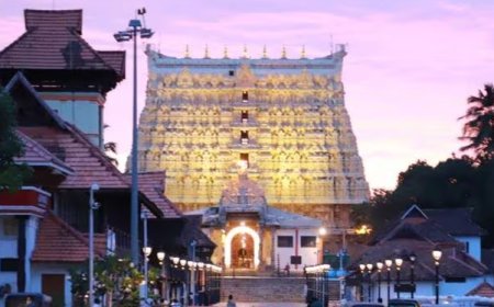 ശ്രീപദ്മനാഭസ്വാമി ക്ഷേത്രം: തിരക്ക് കുറയ്ക്കാൻ ദർശനസമയം നീട്ടുന്നതും നാട്ടുകാർക്കായി പ്രത്യേകസംവിധാനവും പരി​ഗണനയിൽ