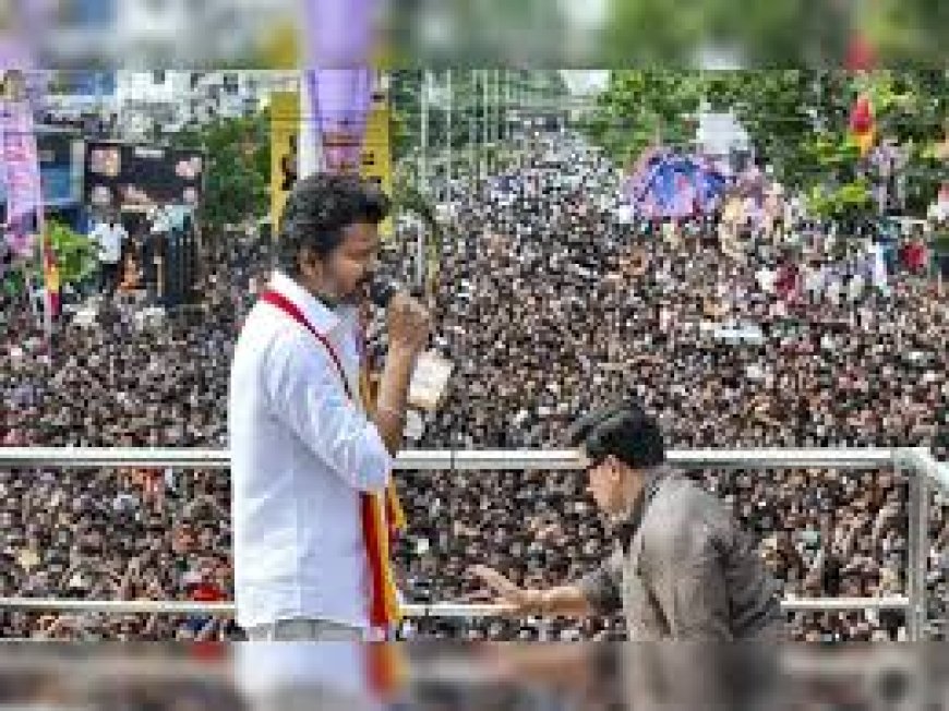 വിജയ് നയിച്ച റാലിയിൽ വൻ ദുരന്തം; 31 മരണം