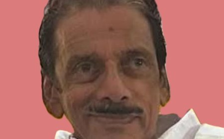 ജില്ലയിലെ പ്രമുഖ കോൺഗ്രസ് (ഐ) നേതാവ് കെ സി നായർ എന്നറിയപ്പെട്ടിരുന്ന എ കെ ചന്ദ്രമോഹൻ ഹൃദയാഘാതത്തെത്തുടർന്ന് അന്തരിച്ചു