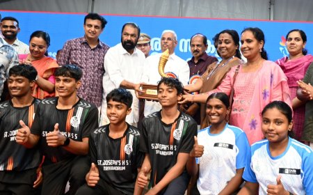 കേരളം മാതൃകയെന്ന് ഗവർണർ രാജേന്ദ്ര അർലേക്കർ