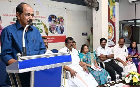 അതിദാരിദ്ര്യമുക്ത കേരളം പ്രഖ്യാപനം : പൊതുവിതരണ വകുപ്പ് ജീവനക്കാരെ അഭിനന്ദിച്ച് മന്ത്രി