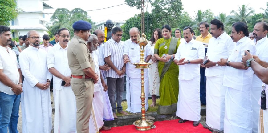 ഗാന്ധിജി ലോകത്തിന് മാനവികതയുടെ സന്ദേശം പകർന്നു: കെ ഫ്രാൻസിസ് ജോർജ് എം പി