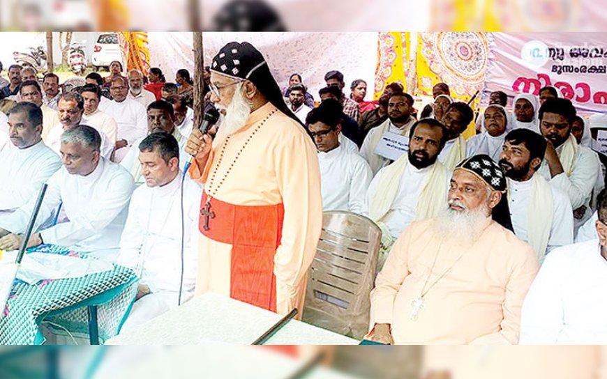 മുനമ്പം; തുടർ നടപടികൾ ചർച്ച ചെയ്യാൻ മുഖ്യമന്ത്രി യോഗം വിളിച്ചു