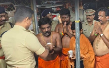 കണമല ഇറക്കത്തിൽ സീസൺ വാഹനങ്ങളിൽ ഡ്രൈവർമാർക്ക് പോലീസിന്റെ വക   ചുക്ക് കാപ്പി വിതരണം തുടങ്ങി