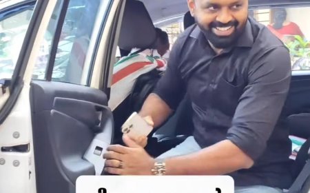 പോളിംഗ് സാമഗ്രികള്‍ ബൂത്തിലേയ്ക്ക് വിതരണം ചെയ്തു കേന്ദ്രങ്ങള്‍ പത്തനംതിട്ട : ജില്ലാ കലക്ടറും പൊതുനിരീക്ഷകനും സന്ദര്‍ശിച്ചു