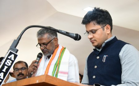 ജോഷി ഫിലിപ്പ്  കോട്ടയം   ജില്ലാ പഞ്ചായത്ത് പ്രസിഡന്റ്