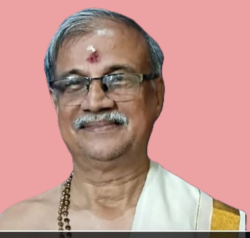 തിരുവാഭരണ ഘോഷയാത്രക്ക് നേതൃത്വം നല്‍കാനുള്ള രാജപ്രതിനിധിയായി പന്തളം രാജകുടുംബാംഗം പുണര്‍തംനാള്‍ നാരായണവർമ്മ