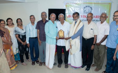 ഭാരത് വികാസ് പരിഷത്തിൻ്റെ സ്നേഹാദരവ് ശാന്തിഗ്രാം ഡയറക്ടർ പങ്കജാക്ഷന്