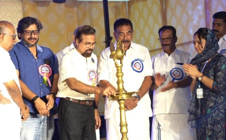 എരുമേലി എം.ഇ എസ് കോളേജിൽ  മെഗാ എക്സിബിഷന്റെയും മെഗാ ഫെസ്റ്റിന്റെയും  ഉദ്ഘാടനം