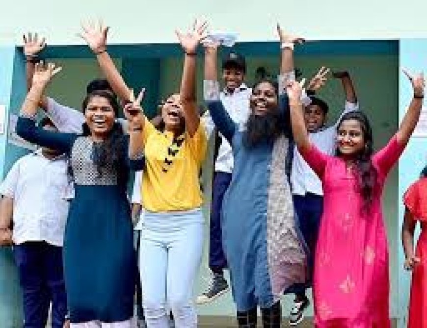 യുവതി യുവാക്കള്‍ക്ക് മുഖ്യമന്ത്രിയുടെ കണക്ട് ടു വര്‍ക്ക് (പ്രതിമാസ 1000 രൂപ സഹായധനം)സ്‌കോളര്‍ഷിപ്പ് പദ്ധതി.