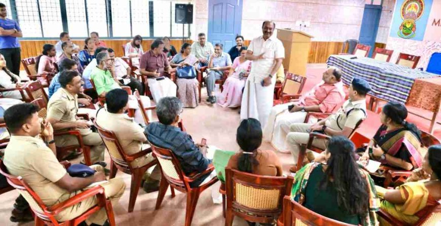 സംസ്ഥാനത്തെ ആദ്യത്തെ വര്‍ക്ക് നിയര്‍ ഹോം ജനുവരി 19 ന് മുഖ്യമന്ത്രി നാടിന് സമര്‍പ്പിക്കും. കുറഞ്ഞത് 5000 പേർക്കെങ്കിലും ജോലി ലഭ്യമാക്കുക ലക്ഷ്യം