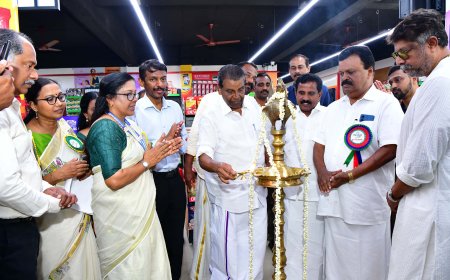 കോട്ടയം ജില്ലയിലെ ആദ്യത്തെ സപ്ലൈകോ സിഗ്‌നേച്ചർ മാർട്ട് തുറന്നു