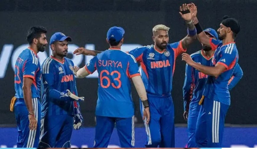 ഇം​ഗ്ലണ്ടിനെ തകർത്ത് ‌ഏഴ് റണ്ണിന് ; ഇന്ത്യ ഫെെനലിൽ