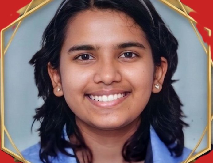 CBSE ബോർഡ് പരീക്ഷയിൽ ആറു വിഷയങ്ങളിലും പൂർണ്ണമായ 100 മാർക്ക് (600/600)ഓൾഇന്ത്യ ഒന്നാം റാങ്ക്   നേടി ആർഷാ അരോമൽ  ജെ. കോശി.