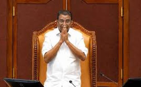 പതിനാറാം കേരള നിയമ സഭയുടെ സ്പീക്കർ ആയി തിരുവഞ്ചൂർ രാധാകൃഷ്ണനെ തെരഞ്ഞെടുത്തു.