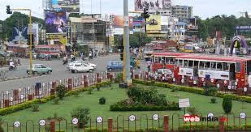വൈറ്റിലയിലെ ട്രാഫിക് കുരുക്കഴിക്കാൻ അടിയന്തര നടപടി: ഒന്നര കോടിയുടെ പദ്ധതി ജൂലൈ 30-നകം പൂർത്തിയാക്കാൻ നിർദേശം