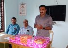 പഠനോപകരണങ്ങൾ വിതരണം ചെയതു