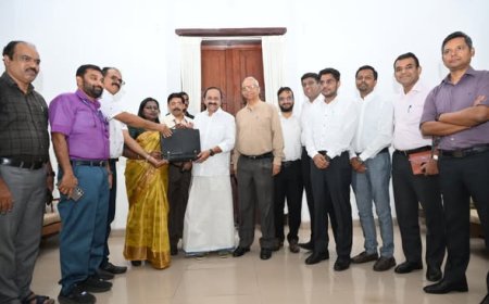 മു​​​ഖ്യ​​​മ​​​ന്ത്രി വി.​​​ഡി. സ​​​തീ​​​ശ​​​ന്‍റെ ആദ്യത്തേ  സം​സ്ഥാ​ന ബ​ജ​റ്റ് ഇ​ന്ന്;അക്ഷയ സംരംഭകരും തികഞ്ഞ പ്രതീക്ഷയിൽ