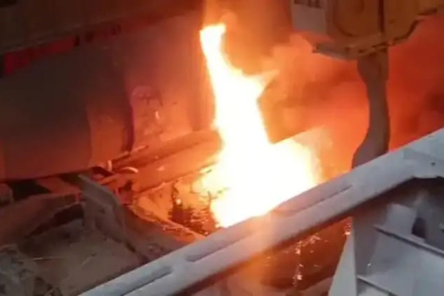 വിശാഖപട്ടണം സ്റ്റീൽ പ്ലാൻ്റിൽ വൻ ദുരന്തം: ഉരുകിയ ഇരുമ്പ് ശരീരത്തിലേക്ക് മറിഞ്ഞ് എട്ട് തൊഴിലാളികൾ മരിച്ചു