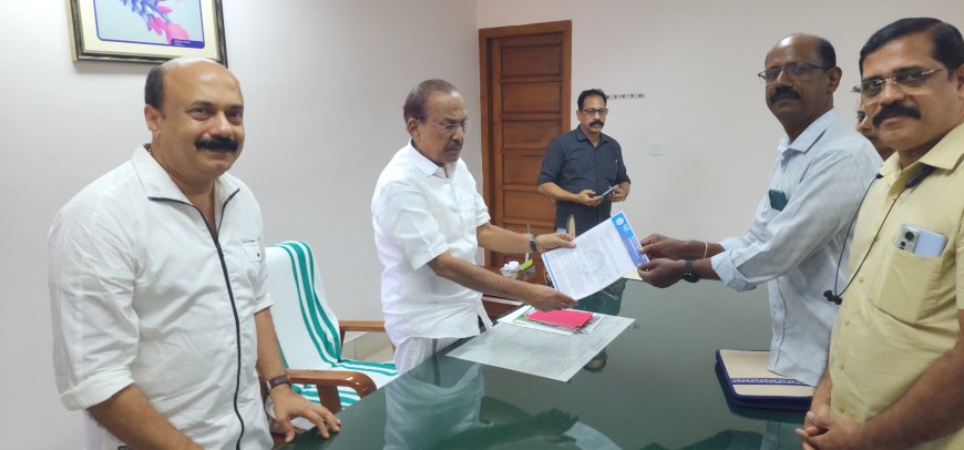 അക്ഷയ കേന്ദ്രങ്ങൾ നേരിടുന്ന പ്രശ്നങ്ങൾ ഗൗരവമുള്ളത് -മന്ത്രി കുഞ്ഞാലികുട്ടി