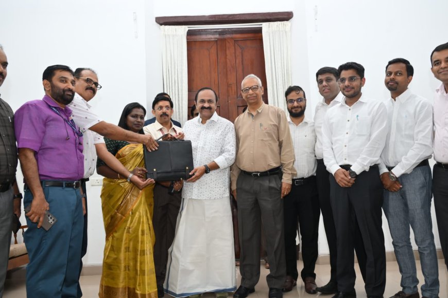പുതുയുഗ കേരളം ലക്ഷ്യമിട്ട് യു.ഡി.എഫ് സർക്കാരിന്റെ ആദ്യ ബഡ്ജറ്റ്; വിഴിഞ്ഞത്തിന് വൻ പ്രഖ്യാപനങ്ങൾ