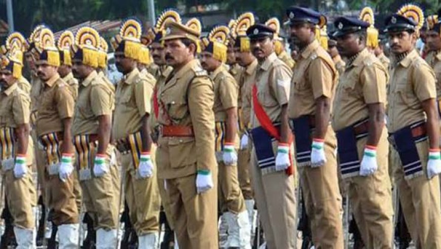 66,800 രൂപ വരെ ശമ്പളവുമായി കേരള പൊലീസില്‍ ചേരാം, വനിതകള്‍ക്കും അവസരം