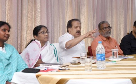 ആലപ്പുഴയുടെ കരുത്തായ കയർ മേഖലയെ തിരിച്ചുകൊണ്ടുവരാൻ പ്രായോഗിതലത്തിൽ എല്ലാ സാധ്യതകളും പരിശോധിക്കും-ആഭ്യന്തര- കയർ വകുപ്പ് മന്ത്രി രമേശ് ചെന്നിത്തല 