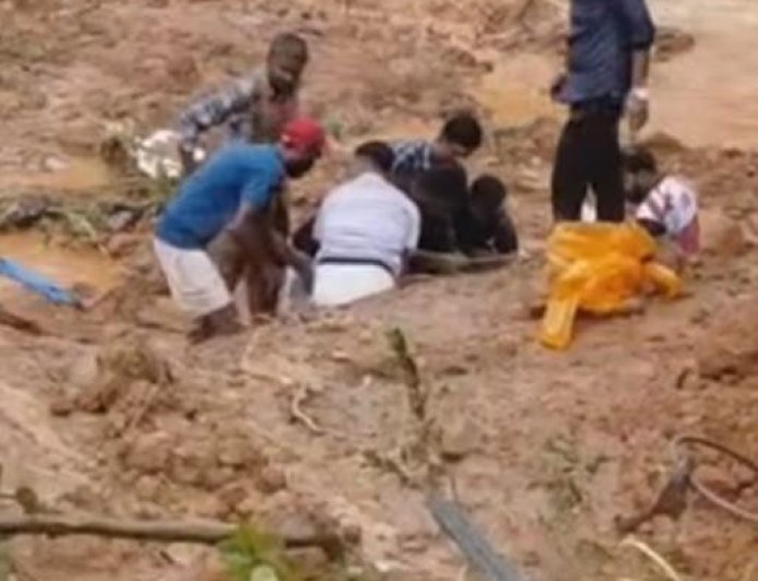 വയനാട് മേപ്പാടി തുരങ്കപാതാ നിർമ്മാണ മേഖലയിൽ വൻ മണ്ണിടിച്ചിൽ: നിരവധി തൊഴിലാളികളെ രക്ഷപ്പെടുത്തി; വിപുലമായ രക്ഷാപ്രവർത്തനം തുടരുന്നു