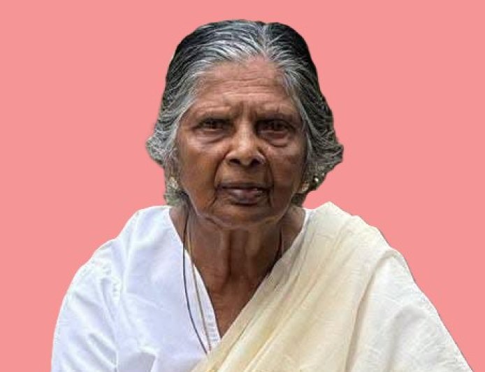 കരിനിലം കാരയ്ക്കാട്ട്  കുട്ടിയമ്മ (ത്രേസ്യാമ്മ )(90) നിര്യാതയായി