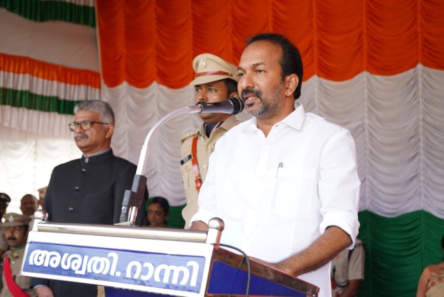 ഭരണഘടന മൂല്യങ്ങളെ ഉയര്‍ത്തിപ്പിടിക്കണം: മന്ത്രി പി സി വിഷ്ണുനാഥ്