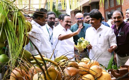 കേന്ദ്രം നാളികേര മൂല്യവർദ്ധിത പാർക്ക് അനുവദിച്ചാൽ പൂർണ പിന്തുണ നൽകുമെന്ന് മുഖ്യമന്ത്രി
